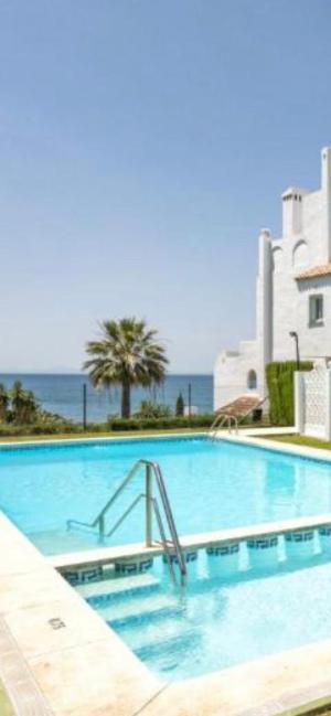 Playa Cristo Amazing Beach Terrace Appartment 埃斯特波纳 外观 照片